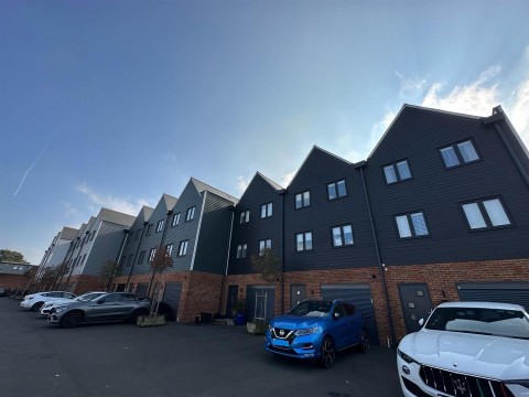 View Full Details for Riverside Place, Aylesford, Maidstone