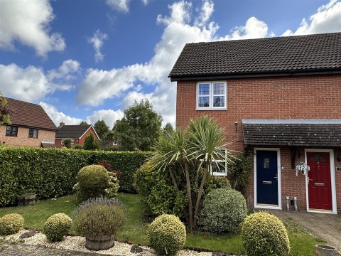 View Full Details for Garden Way, Kings Hill