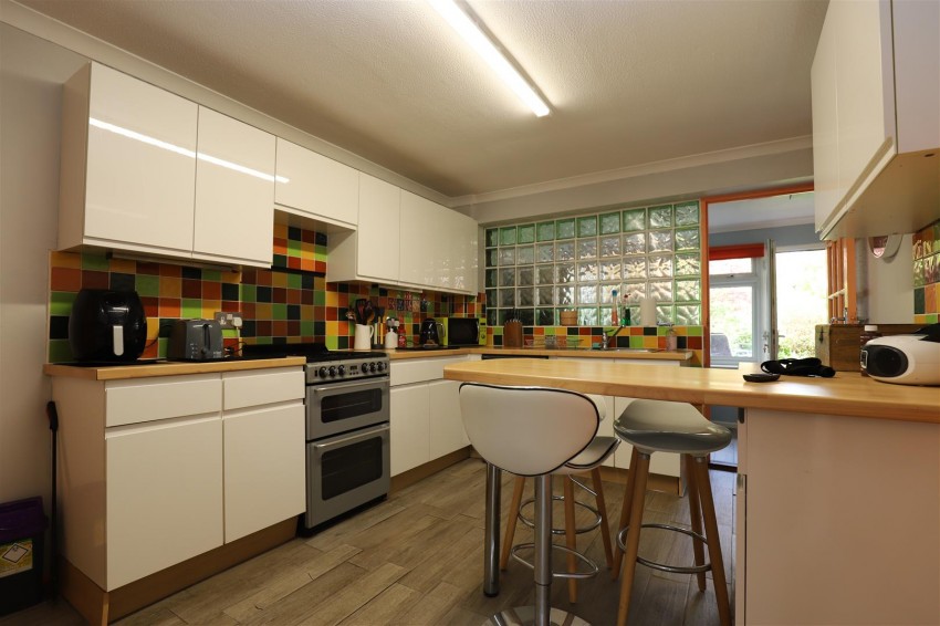 Images for Chervilles, Maidstone