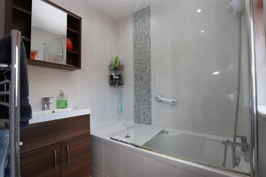 Images for Chervilles, Maidstone