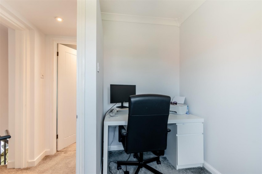 Images for Sissinghurst Drive, Maidstone