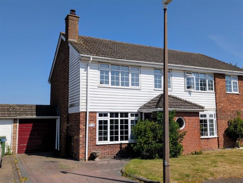 View Full Details for Georgian Drive, Coxheath, Maidstone