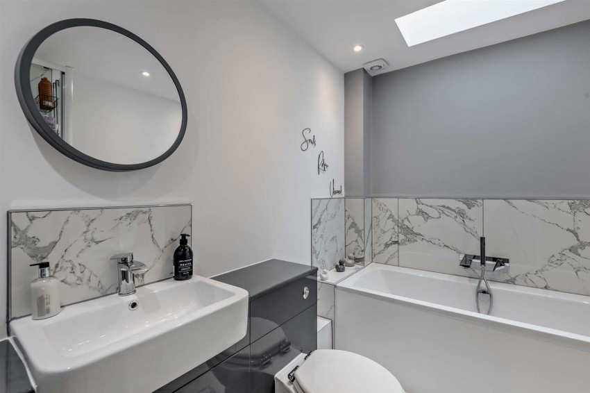 Images for Horseshoes Lane, Langley, Maidstone