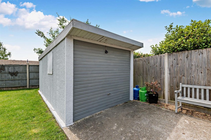 Images for Horseshoes Lane, Langley, Maidstone