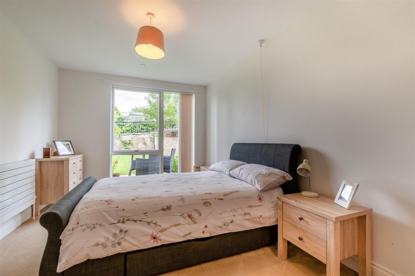 Images for 16 The Orpines, Wateringbury