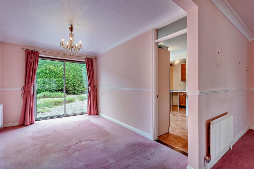 Images for Briar Fields, Weavering