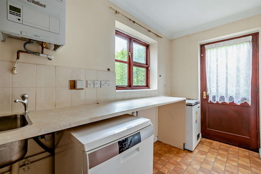 Images for Briar Fields, Weavering