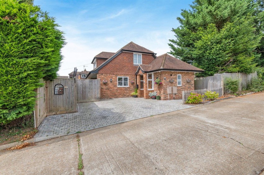 Images for Courtlands, Teston, Maidstone