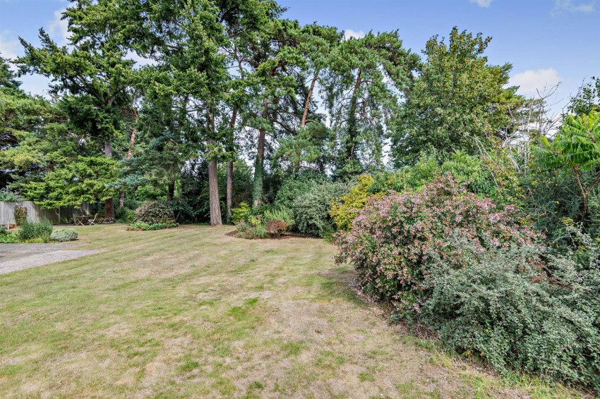 Images for Carisbrooke Drive, Maidstone