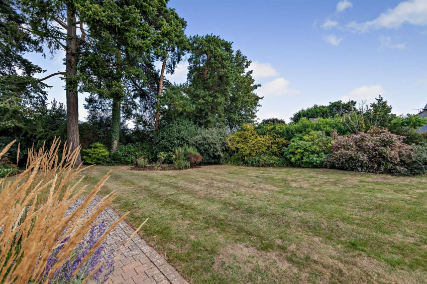 Images for Carisbrooke Drive, Maidstone
