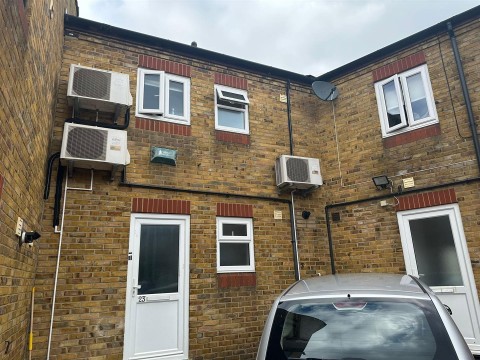 View Full Details for County Road, Maidstone