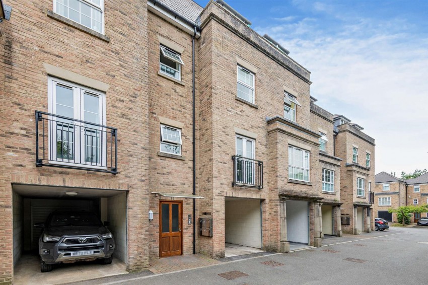 Images for The Chimes, Bearsted, Kent, ME14 4RE