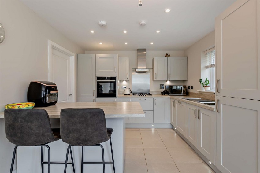 Images for Hay Meadow, Lenham