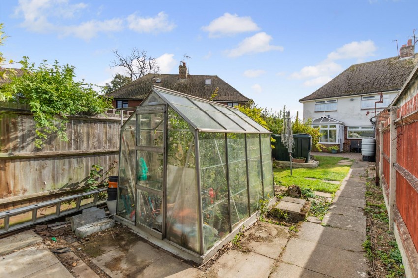 Images for Bensted Close, Hunton, Maidstone