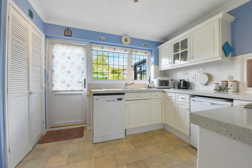 Images for Button Lane, Bearsted, Maidstone