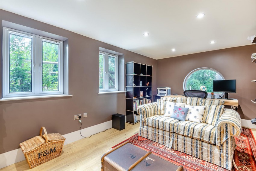 Images for Vicarage Lane, East Farleigh, Maidstone
