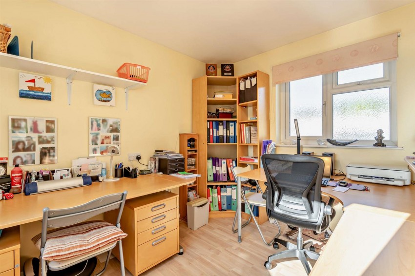 Images for Courtlands, Teston, Maidstone