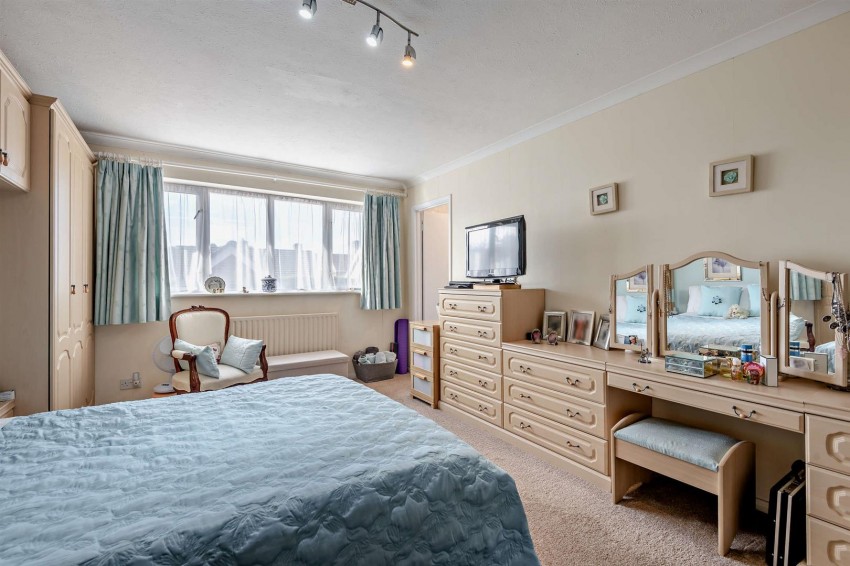 Images for Courtlands, Teston, Maidstone