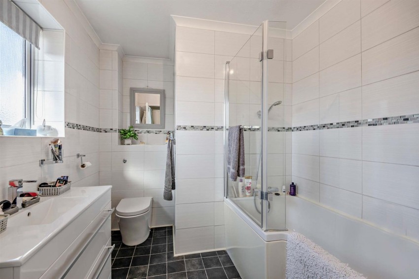 Images for Courtlands, Teston, Maidstone