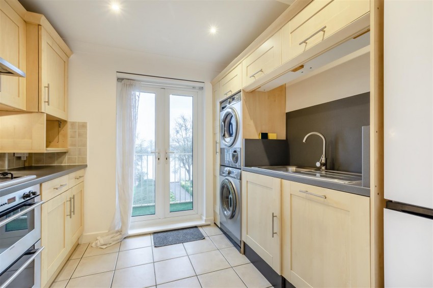 Images for The Lakes, Larkfield