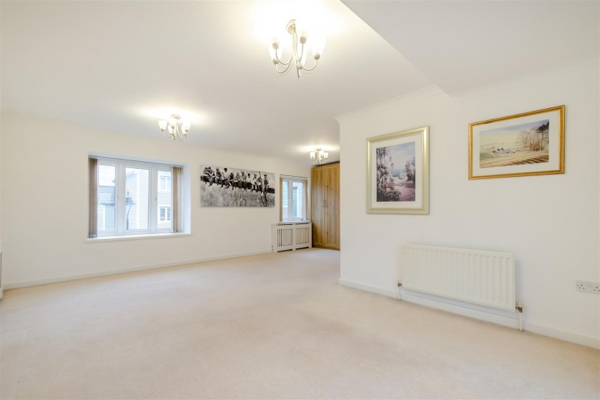 Images for The Lakes, Larkfield