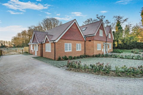 View Full Details for Charlton Lane, West Farleigh, Maidstone