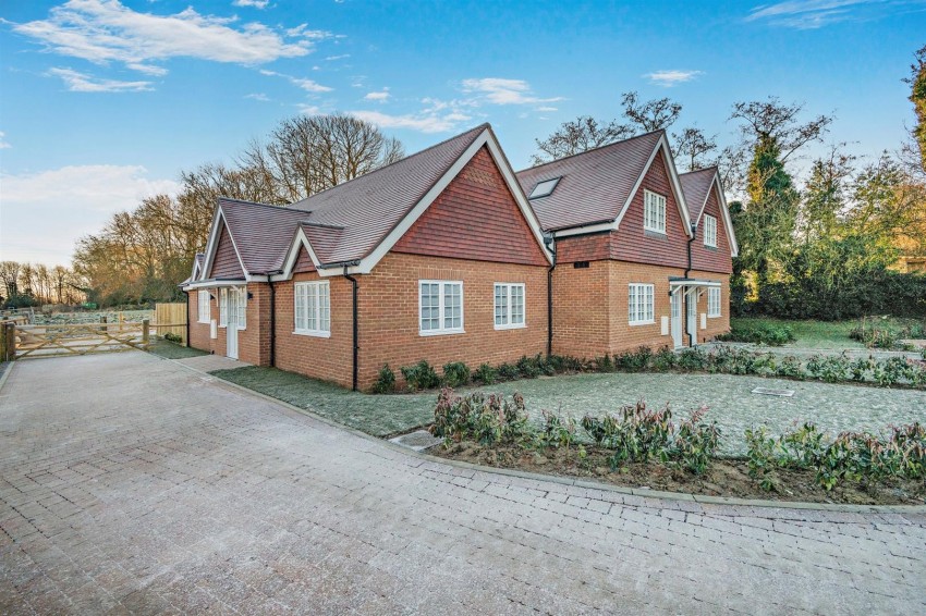 Images for Charlton Lane, West Farleigh, Maidstone