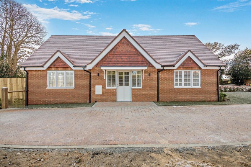 Images for Charlton Lane, West Farleigh, Maidstone