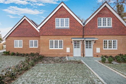 View Full Details for Charlton Lane, West Farleigh, Maidstone