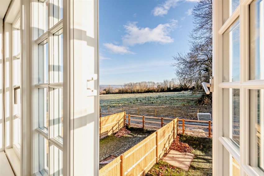 Images for Charlton Lane, West Farleigh, Maidstone