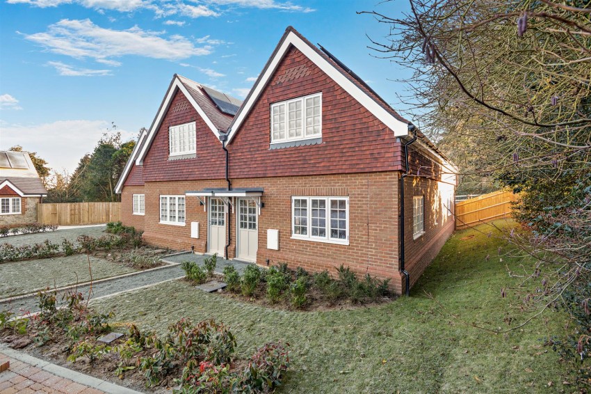 Images for Charlton Lane, West Farleigh, Maidstone