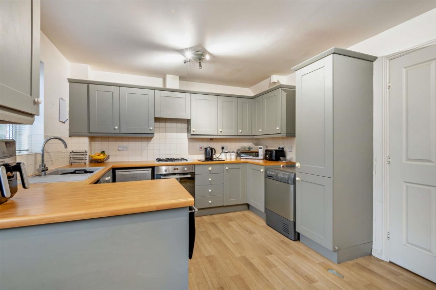 Images for Lacock Gardens, Maidstone