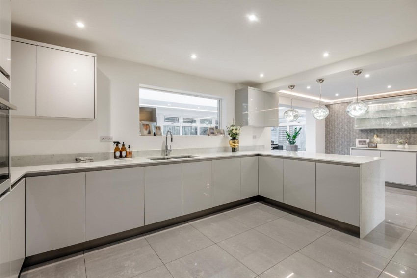 Images for Charlton Lane, West Farleigh, Maidstone