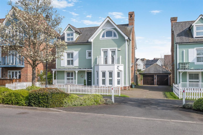 Images for The Lakes, Larkfield, Aylesford