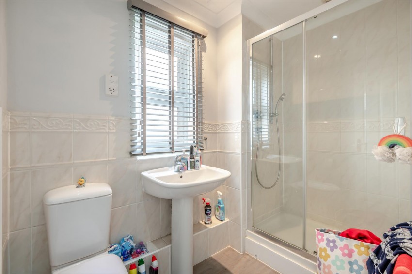 Images for The Lakes, Larkfield, Aylesford