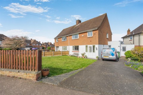 View Full Details for Clinton Close, Coxheath, Maidstone