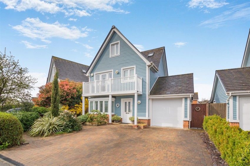 Images for The Lakes, Larkfield, Aylesford