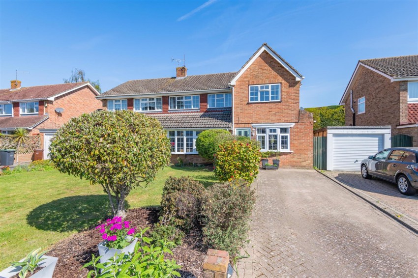 Images for Brookfield Avenue, Larkfield, Aylesford