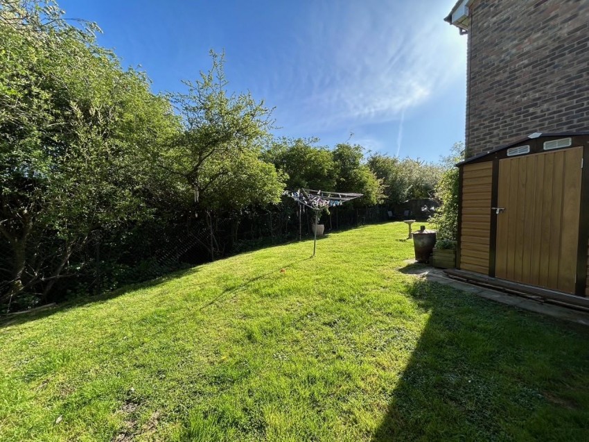 Images for Dexter Close, Kennington, Ashford