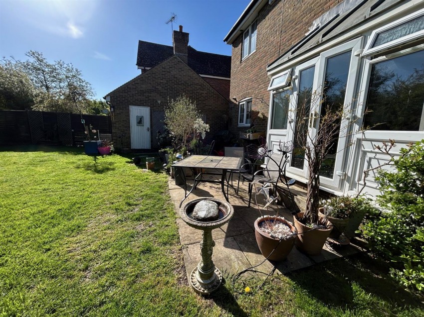 Images for Dexter Close, Kennington, Ashford