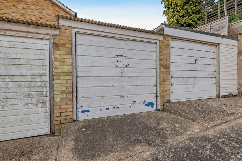 Images for Chapman Avenue, Maidstone