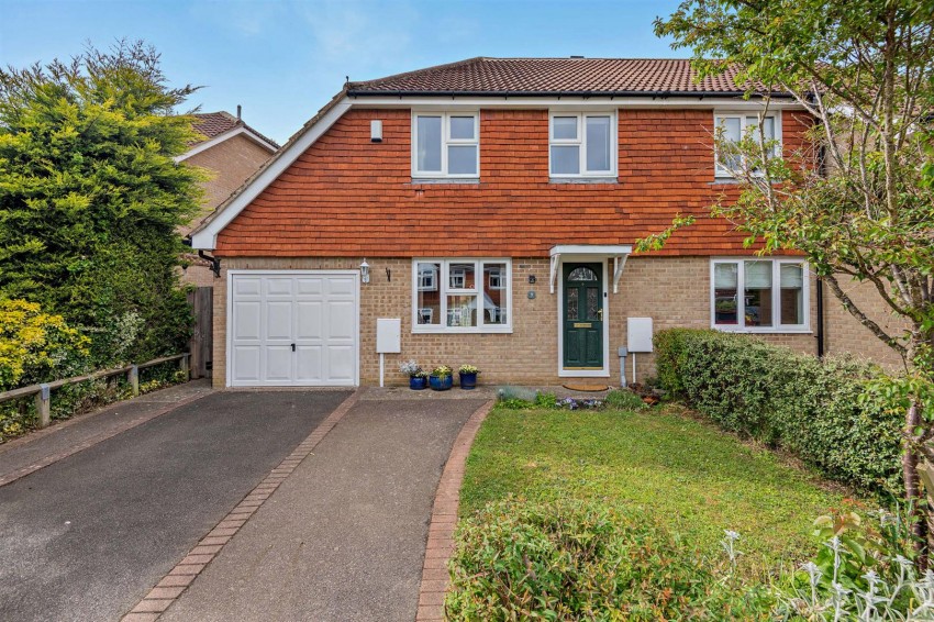 Images for Coltsfoot Drive, Weavering, Maidstone