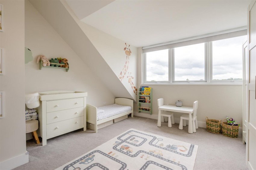 Images for The Retreat, 94 Mill Hall, Aylesford