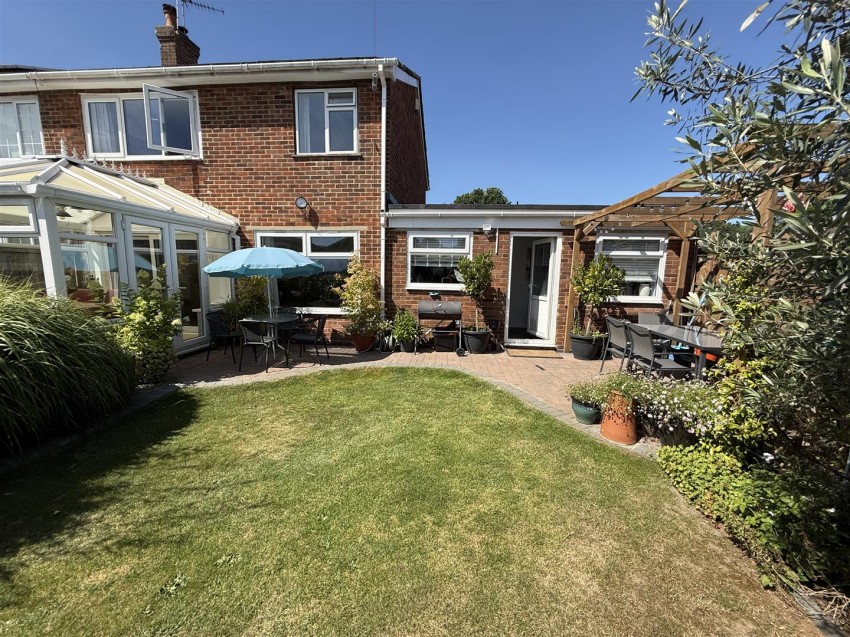 Images for Swallow Road, Larkfield, Aylesford